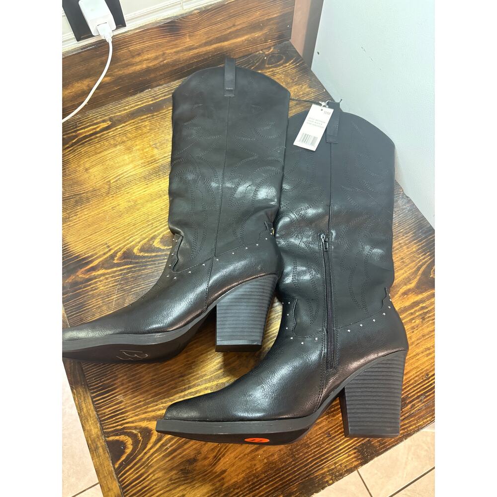 Black Heeled Western‎ Style Boots Size 11